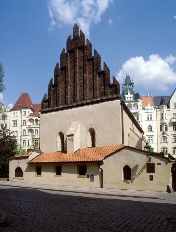 Apartment Near The Old Town Square Praag Kamer foto